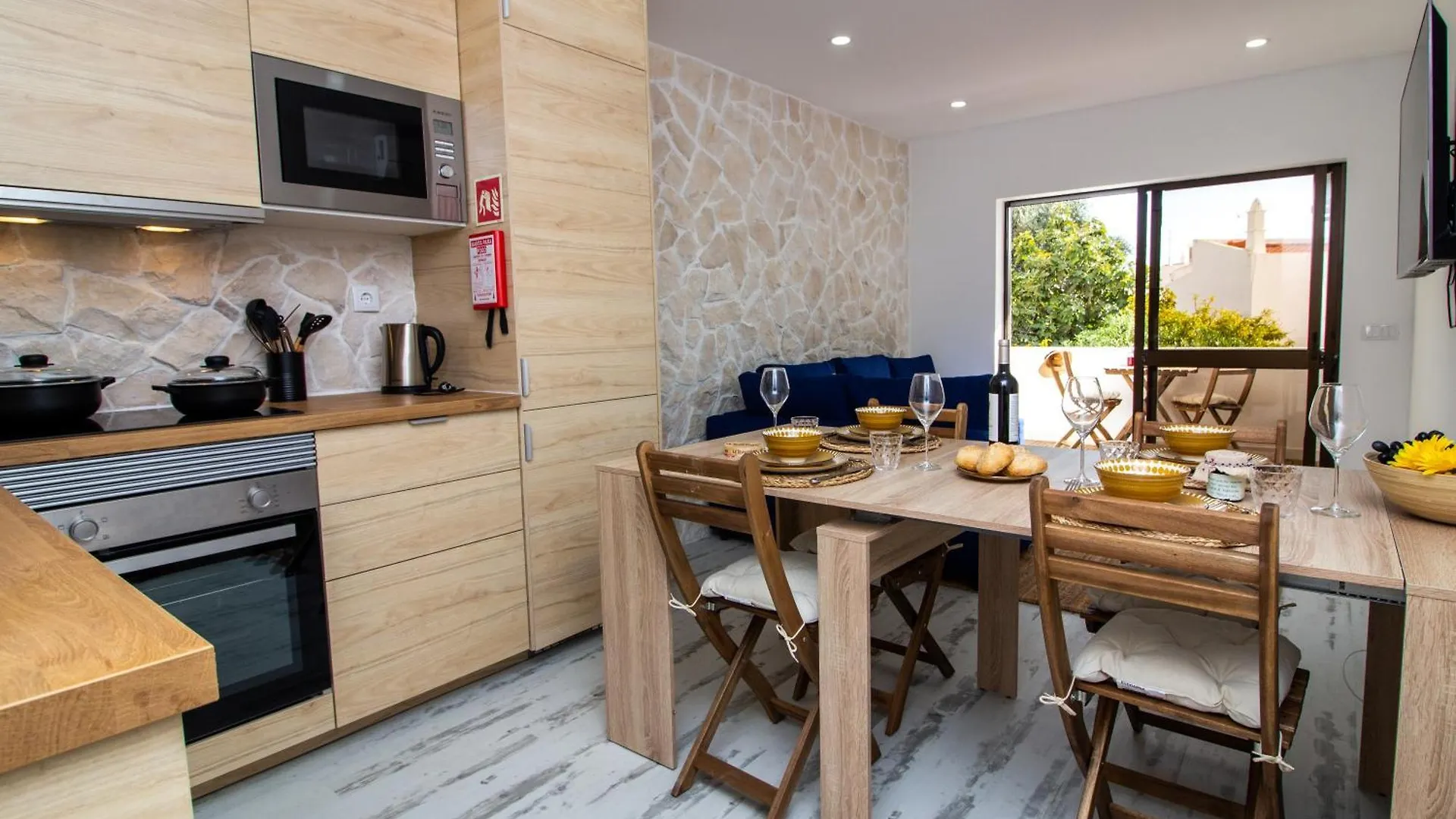 Amelie Old Town Apartment Албуфейра