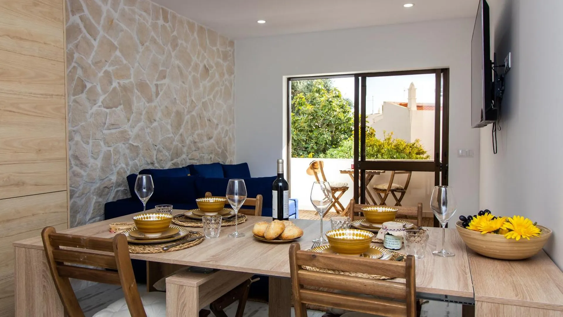 Amelie Old Town Apartment Албуфейра