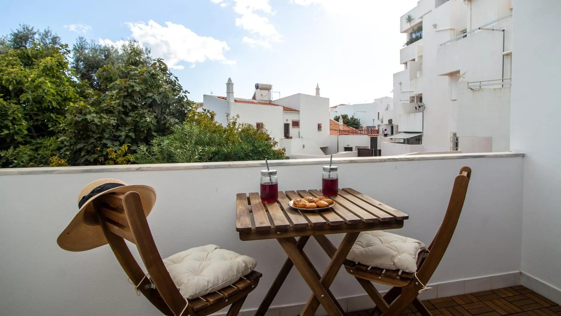 Amelie Old Town Apartment Албуфейра