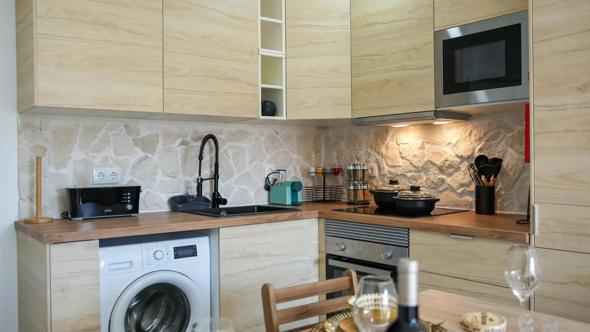 Amelie Old Town Apartment Албуфейра